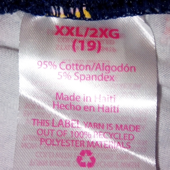 Holiday Plus Size Leggings - Picture 7 of 7